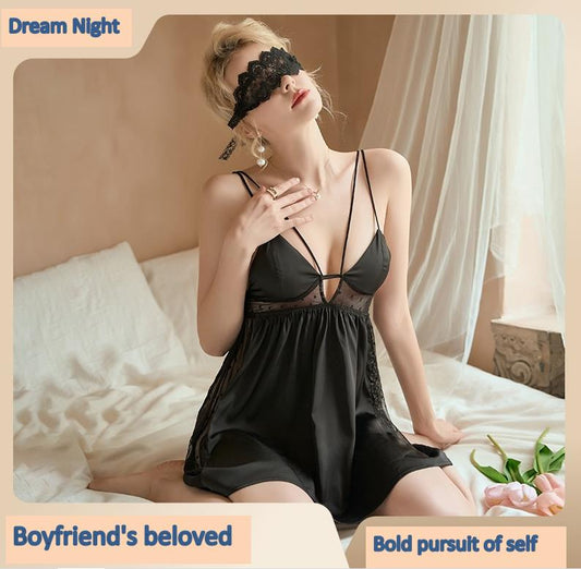 Free and unrestrained dream night clothes