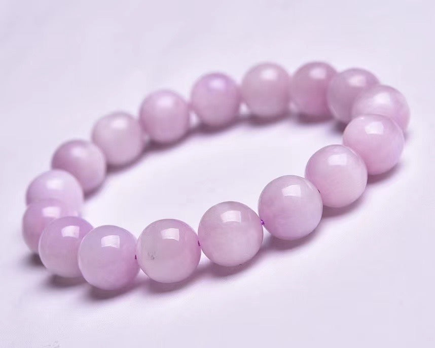 The super moist purple Kunzite single loop bracelets