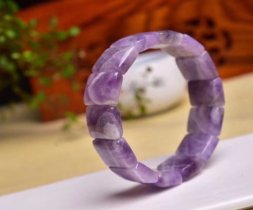 Size 15 * 20mm. Brazilian amethyst bracelets