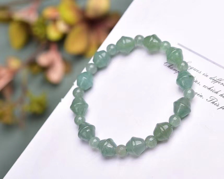 8mm Green aventurine Bell Single Loop Bracelets